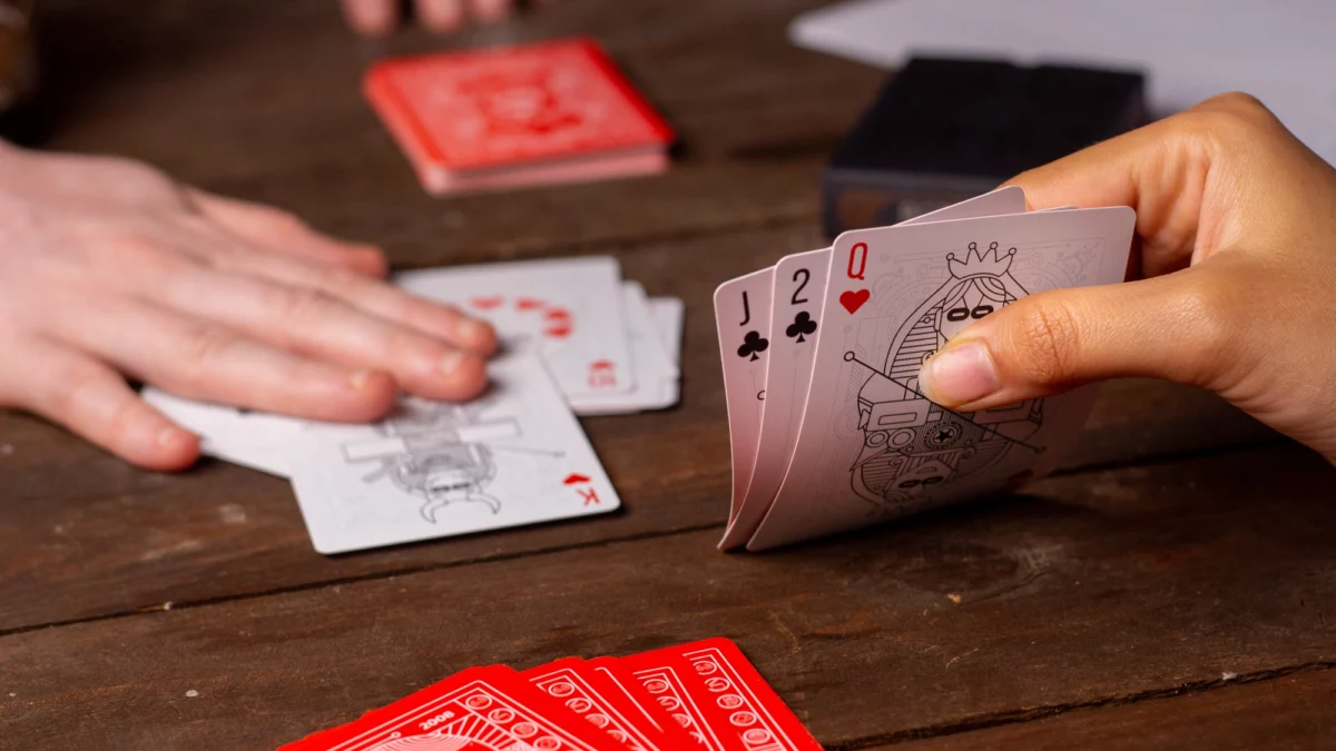 CARD CLASH A.K.A (WAR)